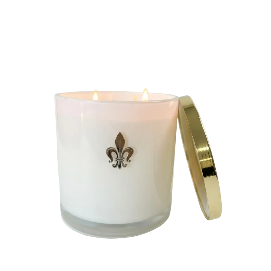 Glossy White Candle w/gold lid 32oz